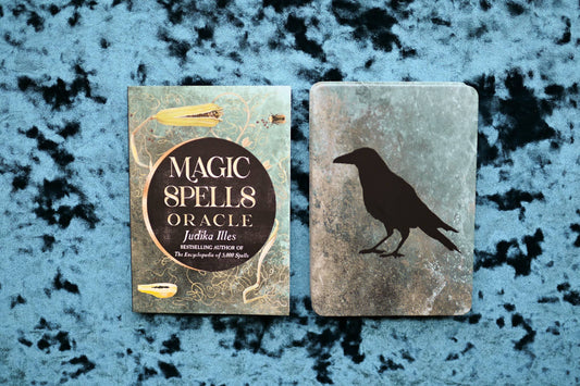 Magic Spells Oracle: 36 Cards & 128 Page Guidebook