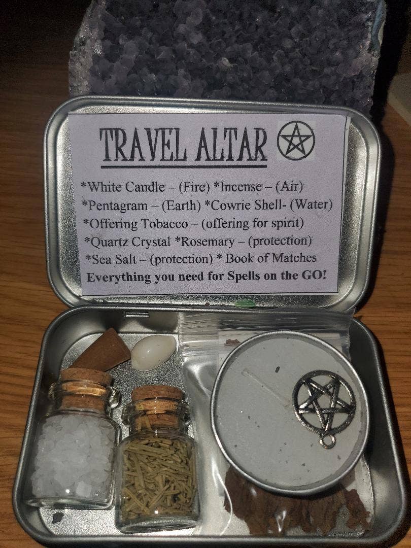 TRAVEL ALTAR in hinged metal tin / Spell Kits / Manifest