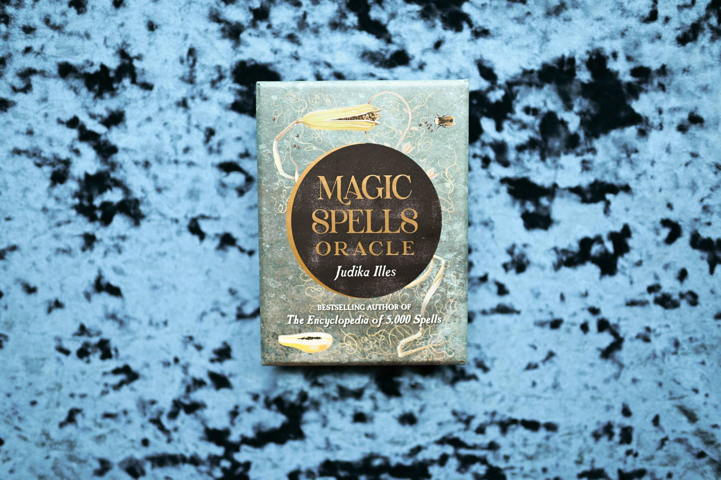Magic Spells Oracle: 36 Cards & 128 Page Guidebook